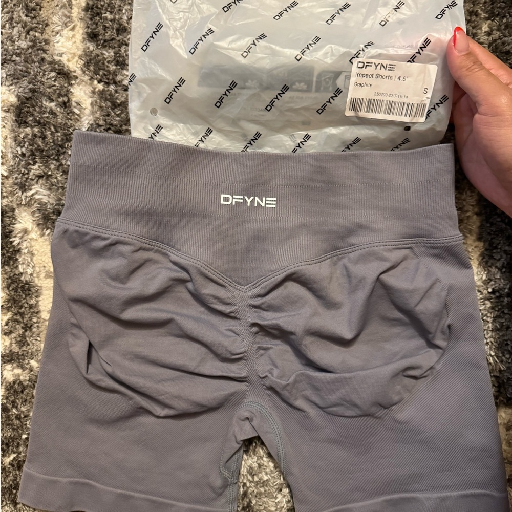 DFYNE IMPACT SHORTS 4.5” - BRAND NEW